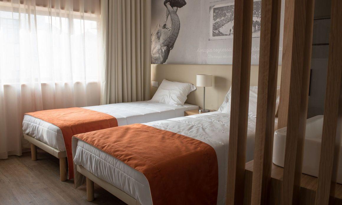 Porto Coliseum Hotel Esterno foto