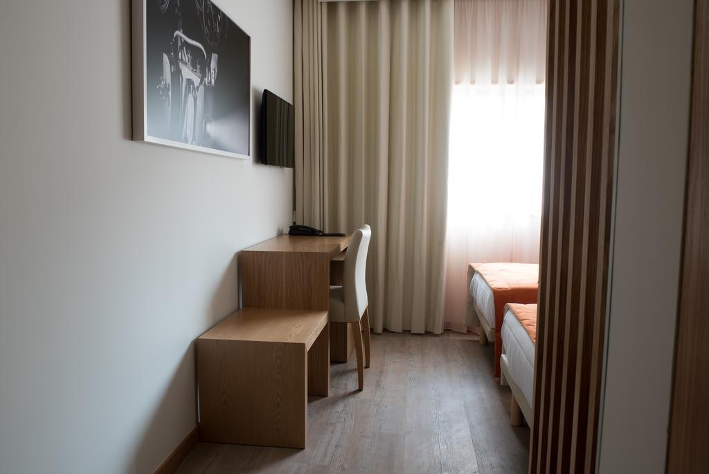 Porto Coliseum Hotel Esterno foto